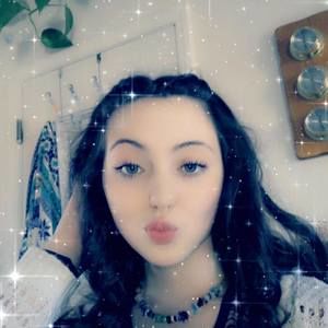 Meet your Posher, Allissa